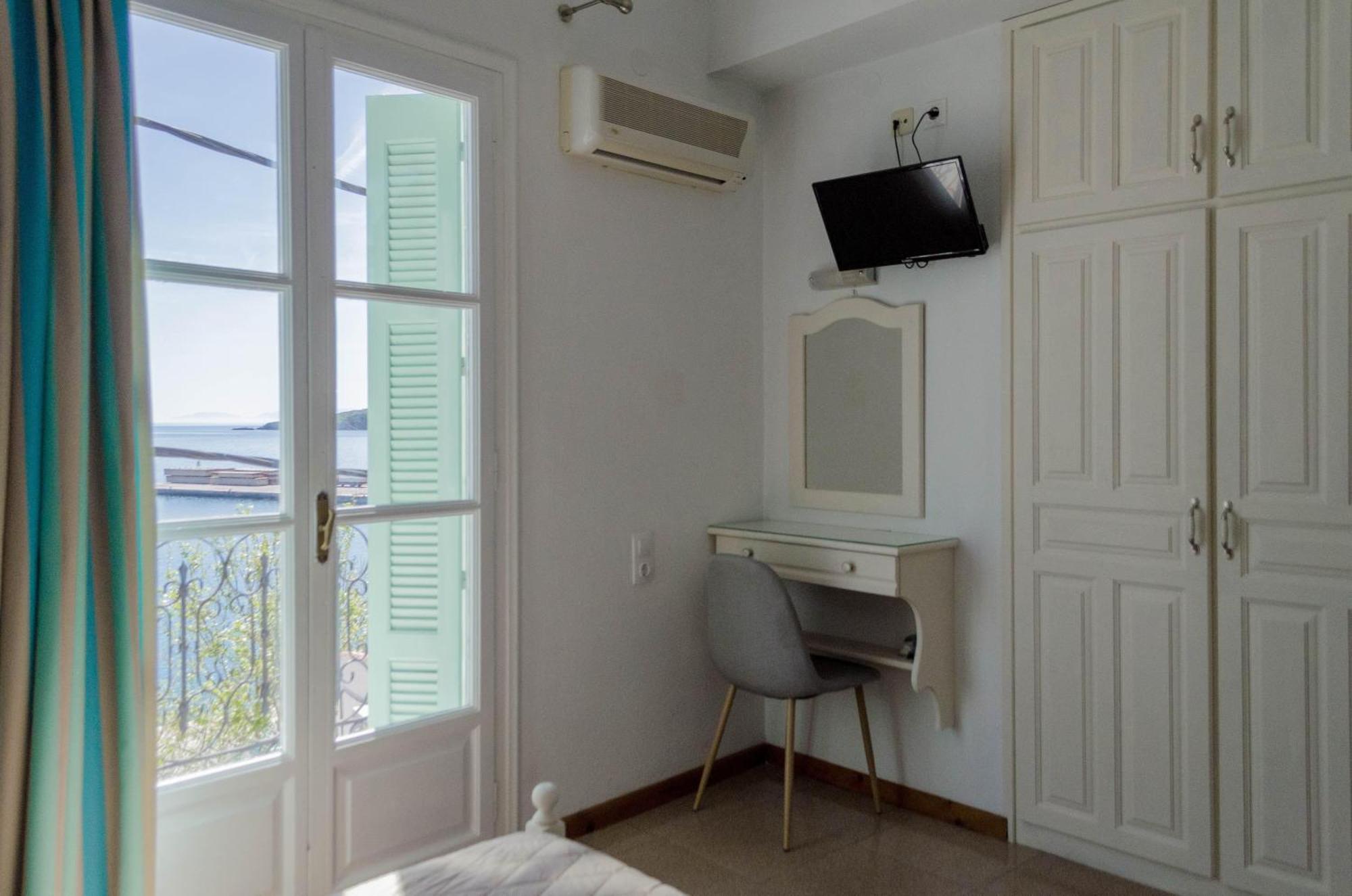 Pension Ververi Skiathos-Stadt Zimmer foto